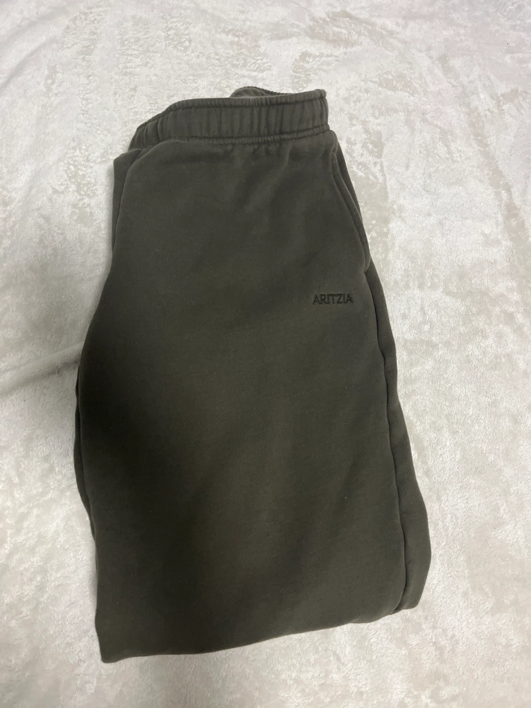 Aritzia Mega Fit Sweatpants - Size S - photo 3