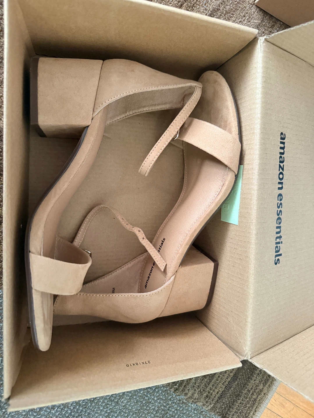 Amazon Essentials Tan Block Heel Sandals, brand new - photo 4
