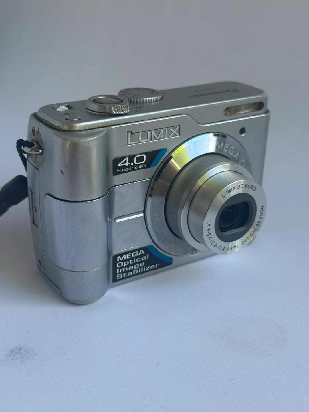 Panasonic Lumix DMC-LS1 Digital Camera - photo 5