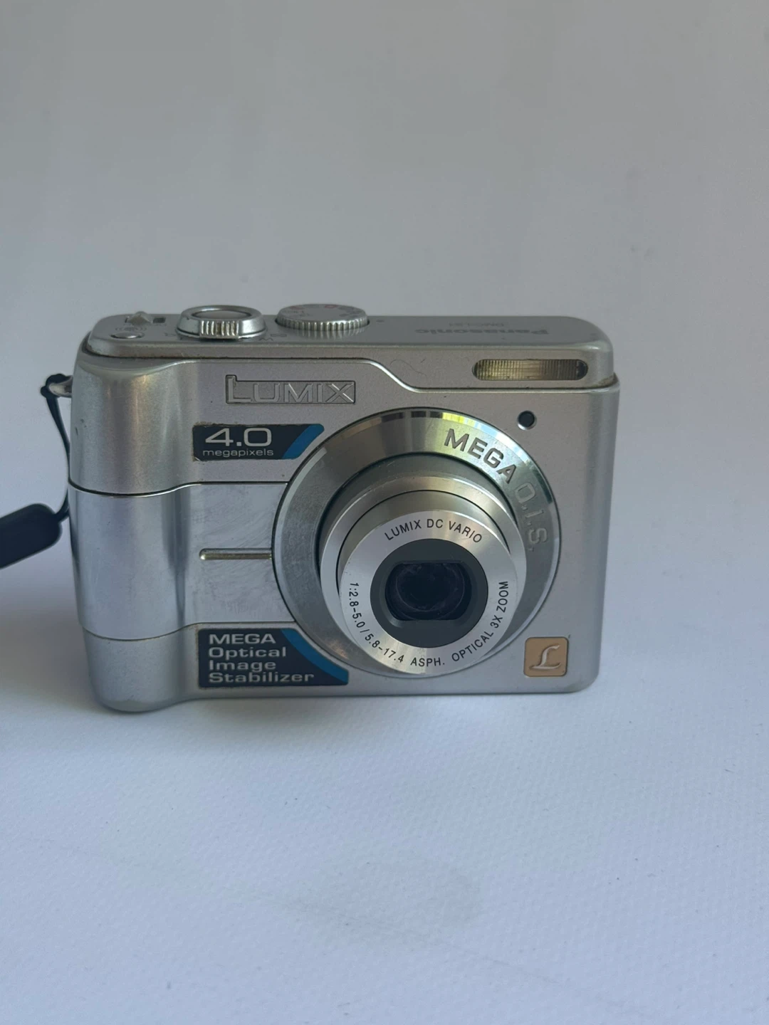 Panasonic Lumix DMC-LS1 Digital Camera - photo 4