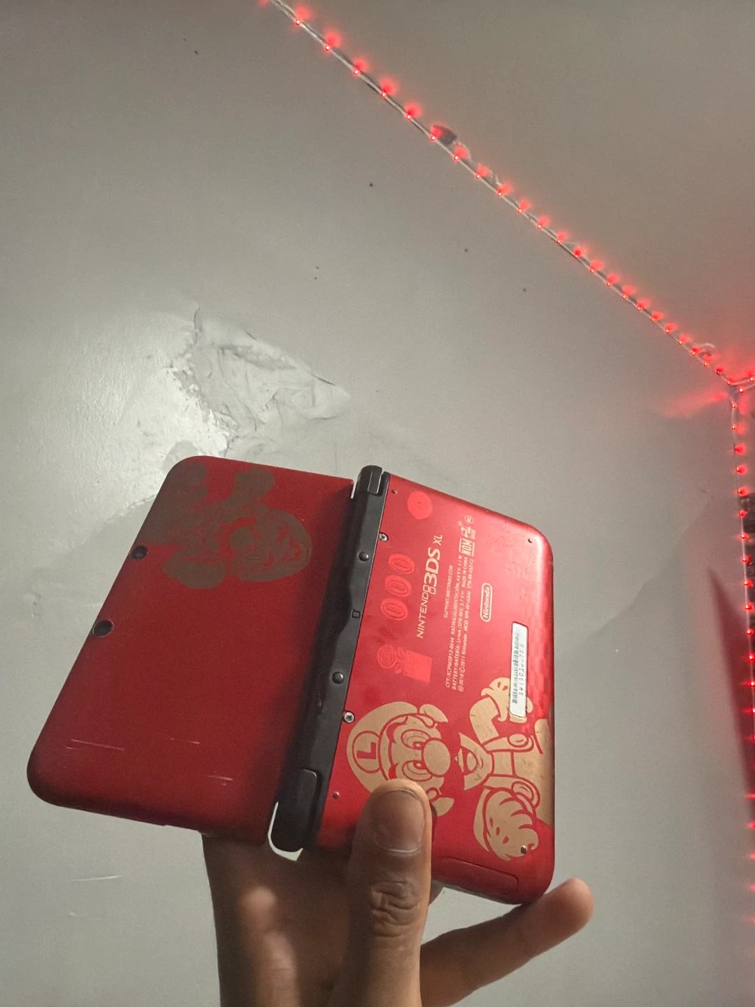 Nintendo 3DS XL Red Mario Edition - photo 3