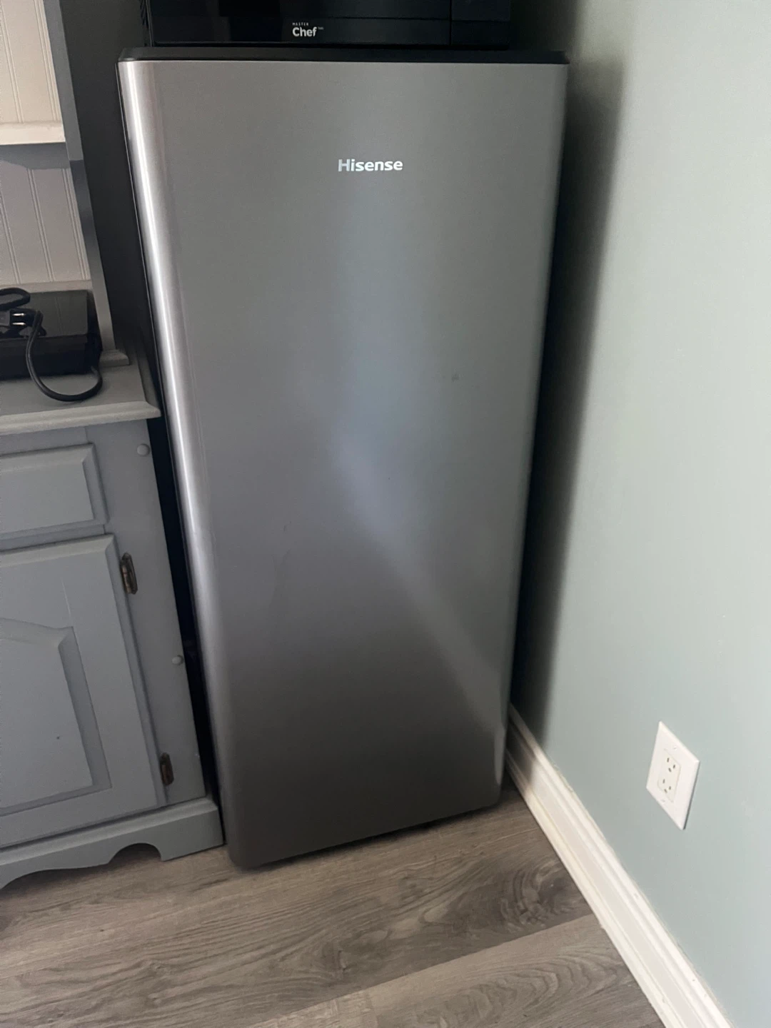 Hisense Compact Refrigerator