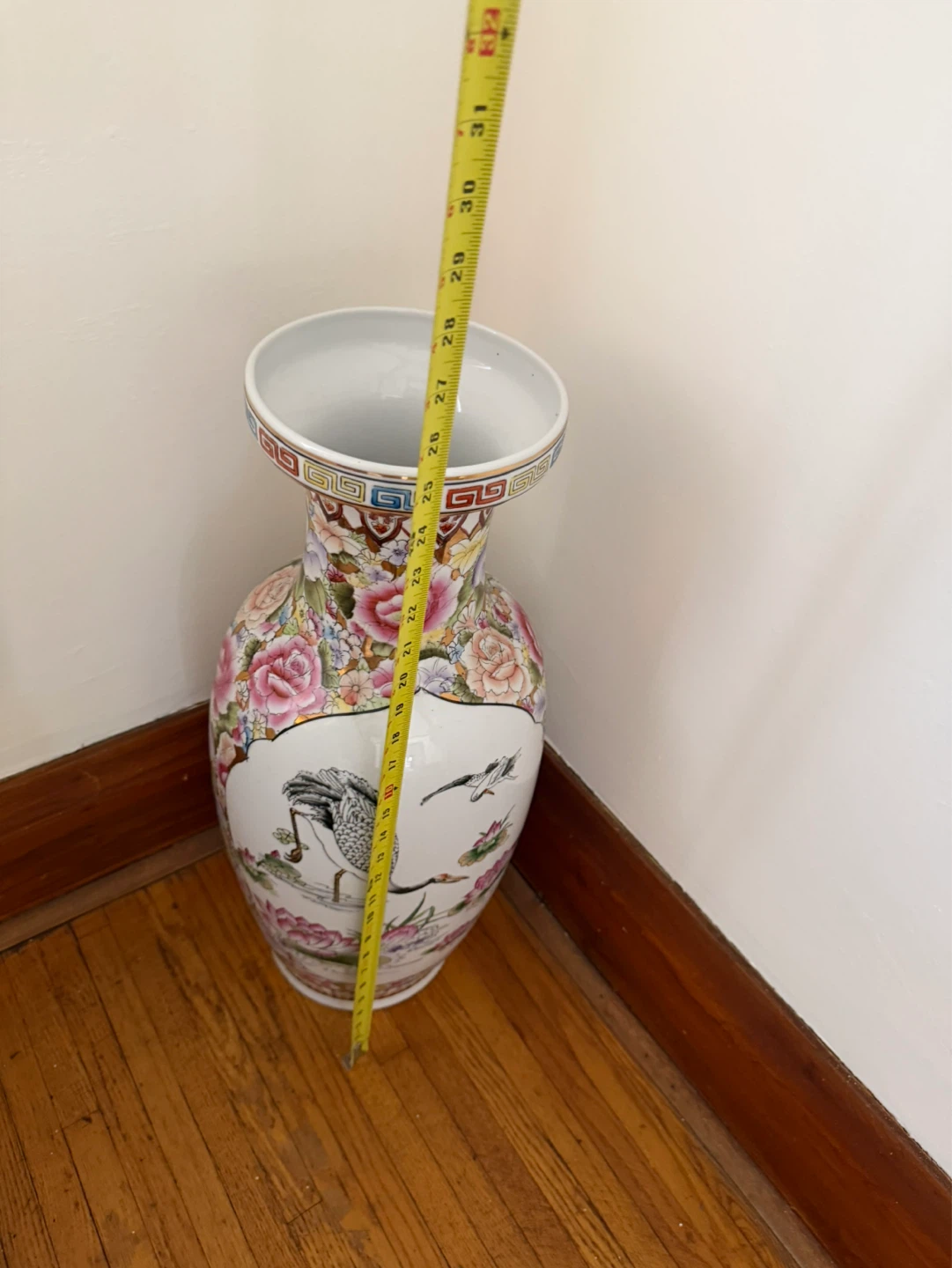 Large Oriental Ceramic Vase - photo 4