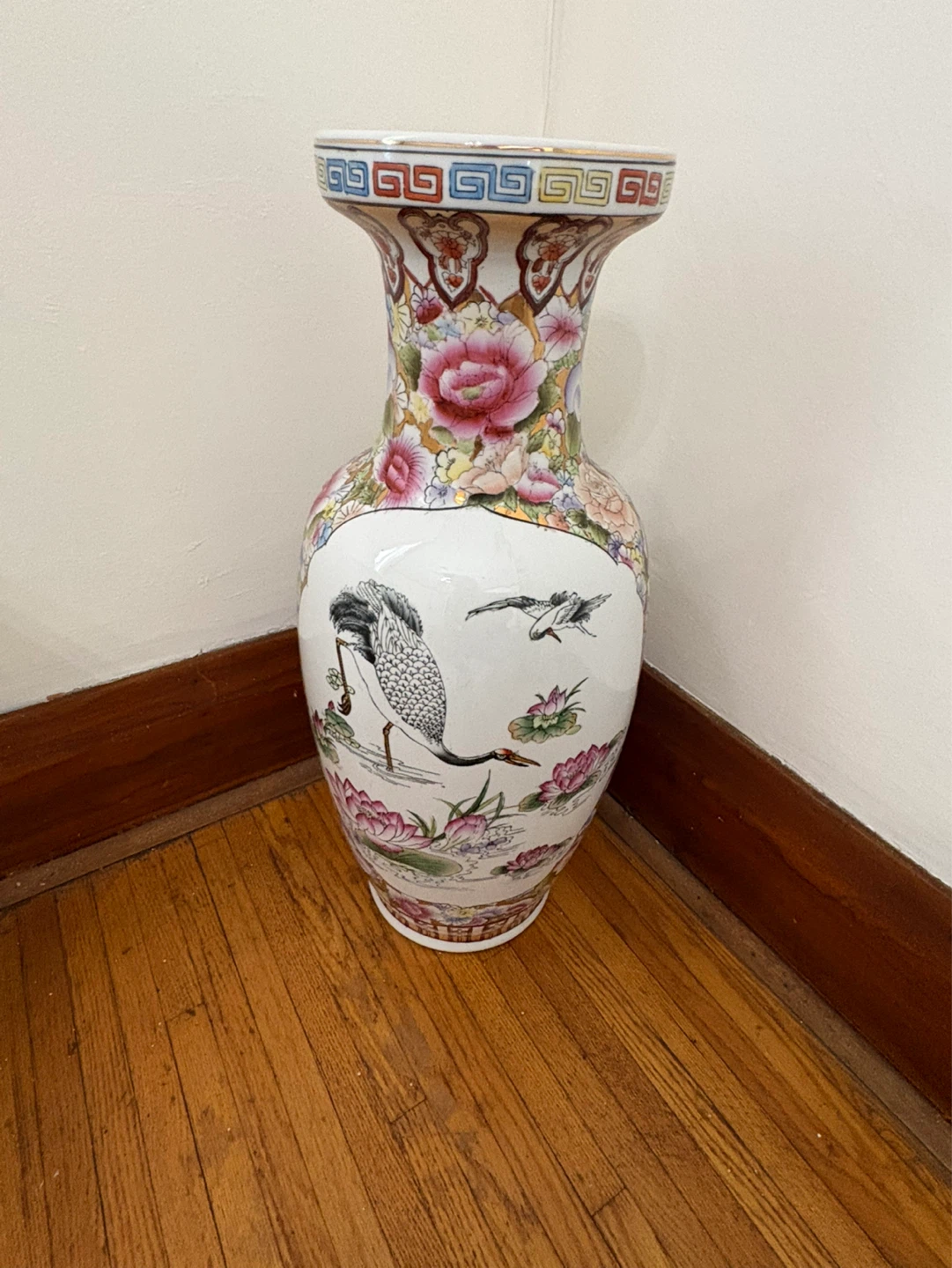 Large Oriental Ceramic Vase - photo 3