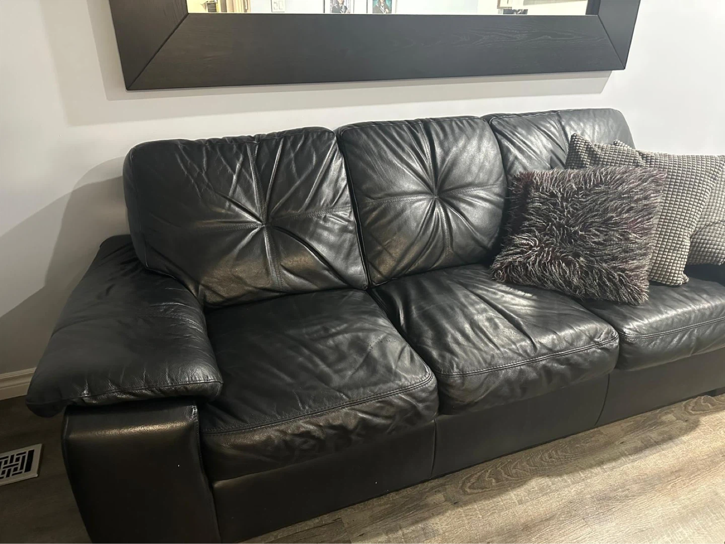 Black Leather Sofa - photo 4