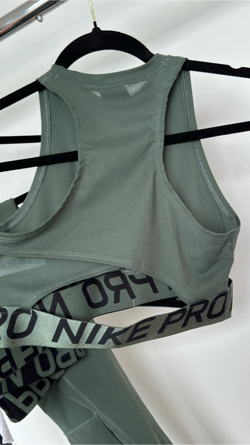 Nike Pro Sports Bra & Leggings Set - photo 4