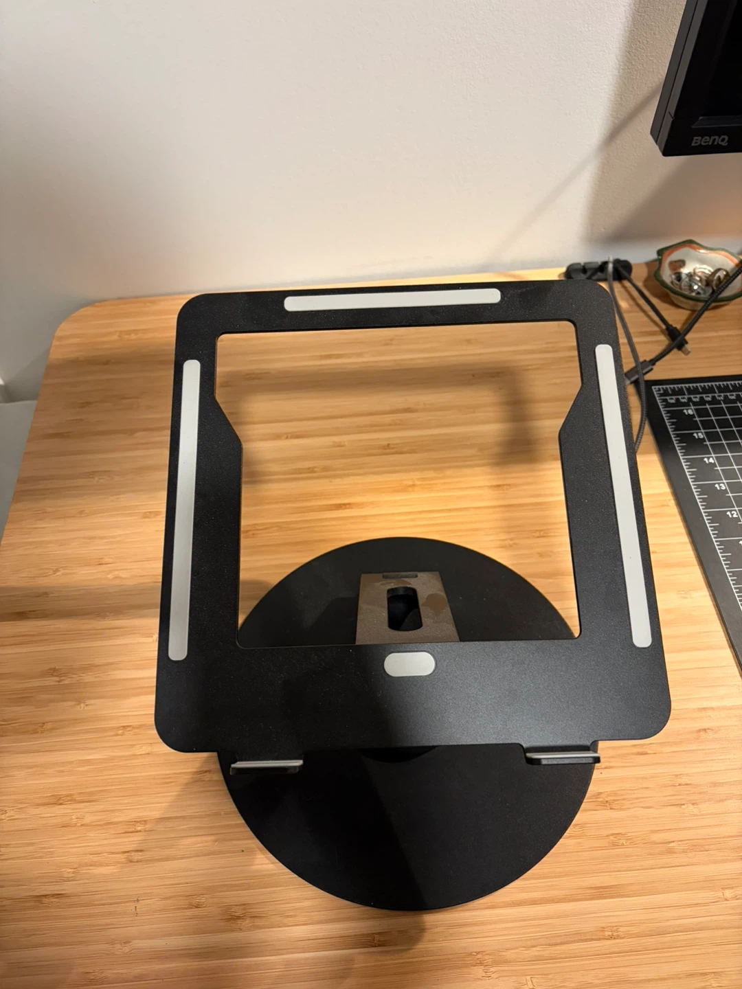 Adjustable Laptop Stand - photo 2