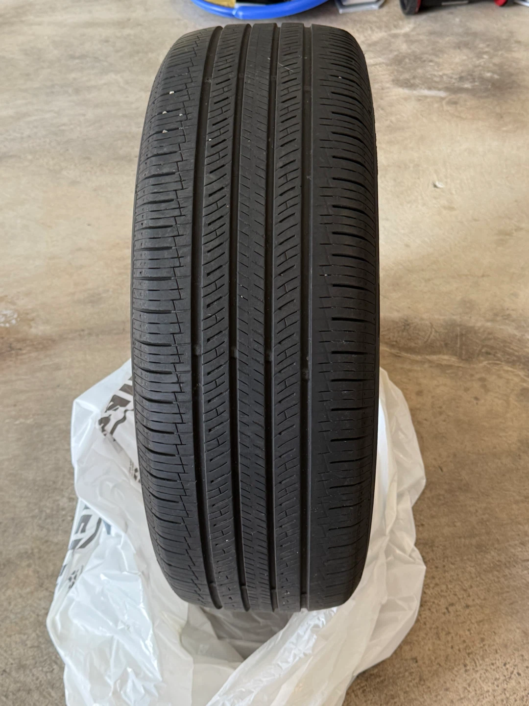 Nexen Roadian GTX Tire 235/65R17 FOUR USED EXCELLENT CONDITION - photo 3