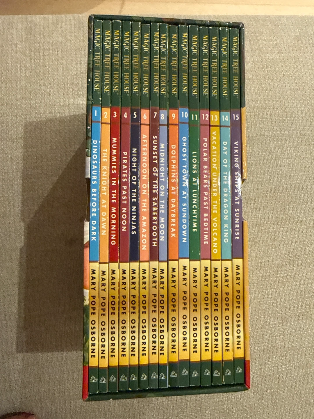 Magic Tree House Collection #1 Books 1-15 Box Set - photo 2