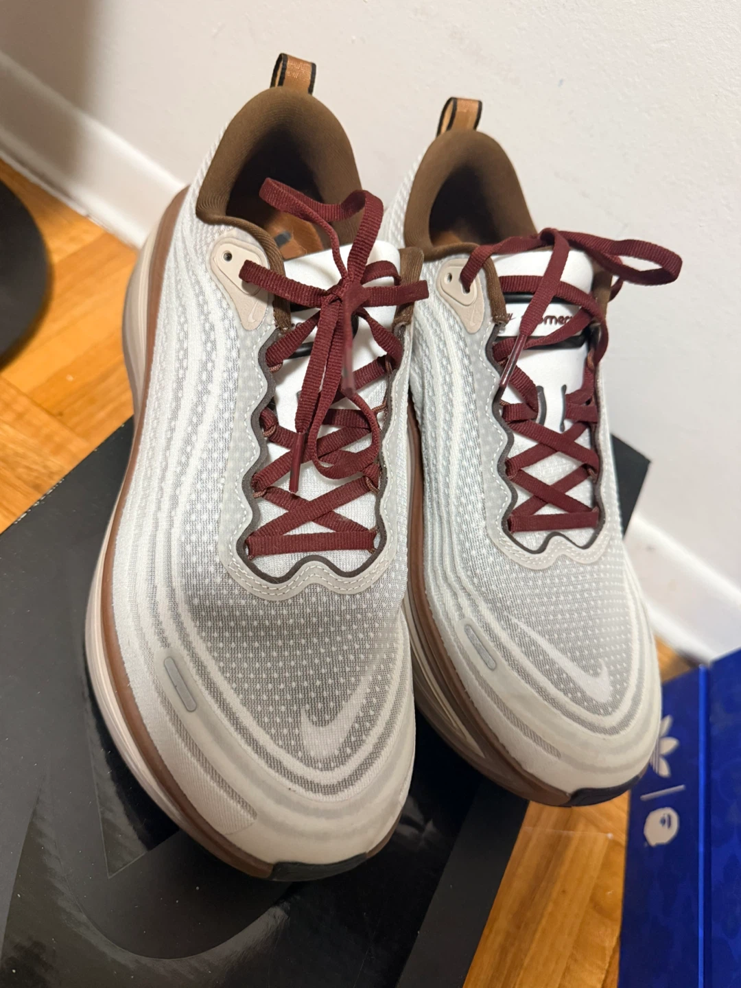 Nike Vomero Plus QS Running Shoes - photo 4