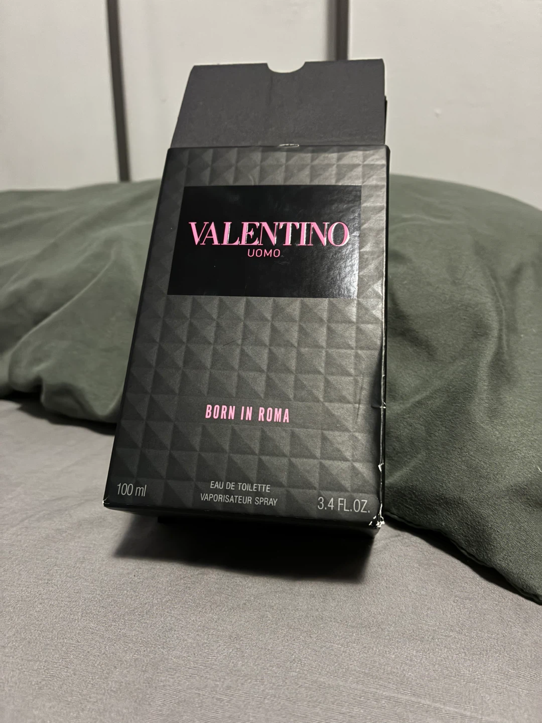Valentino born in Roma uomo - photo 2