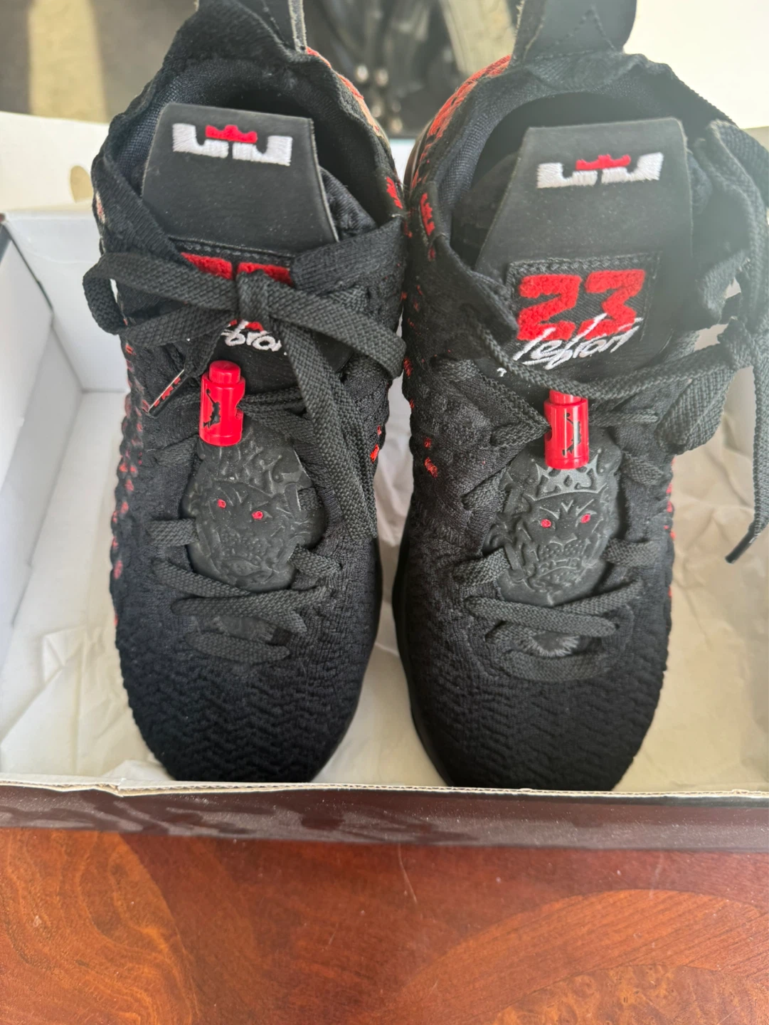 Nike LeBron Youth Basketball Shoes - photo 2