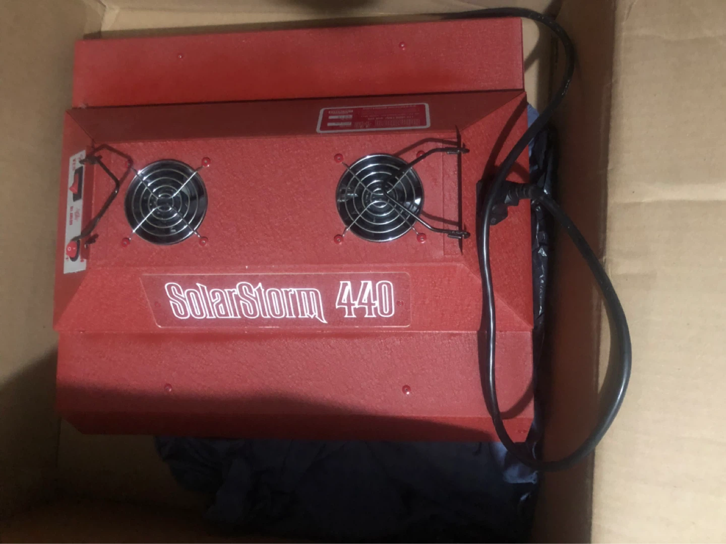SolarStorm 440 Grow Light - photo 2