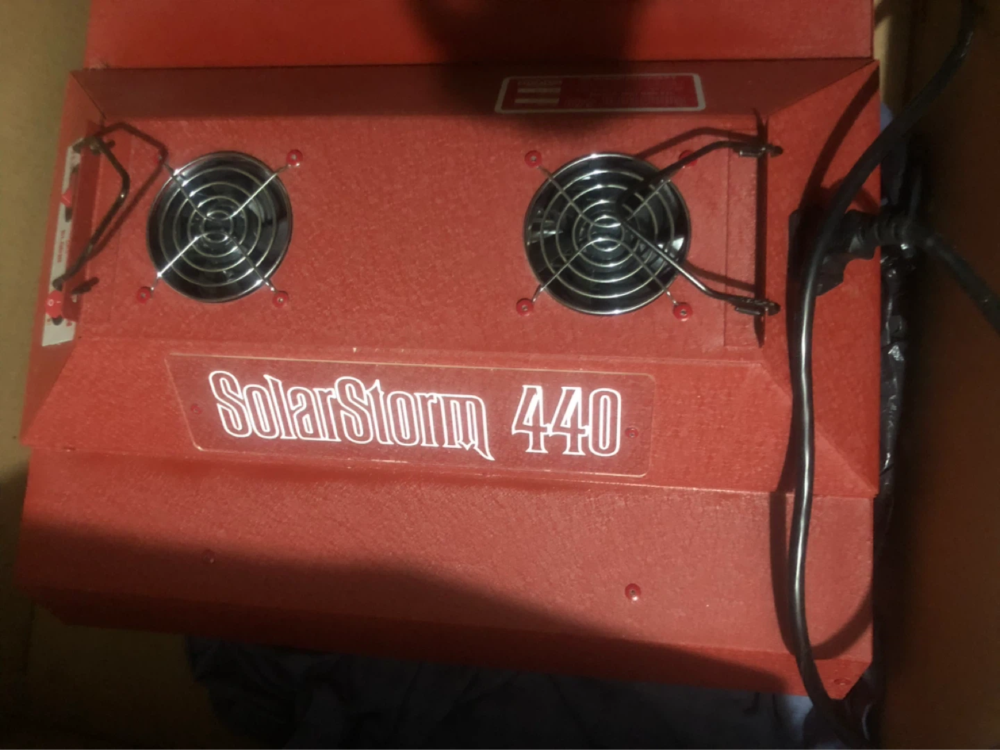 SolarStorm 440 Grow Light - photo 3