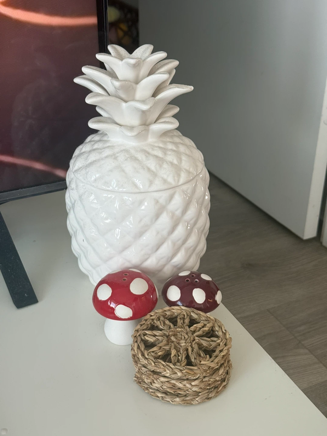 White Ceramic Pineapple Jar and Mushroom Salt and Pepper Shakers - photo 2