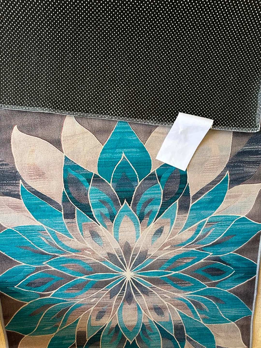 Decorative Runner Rug, 2x10 ft,Brand New - photo 2