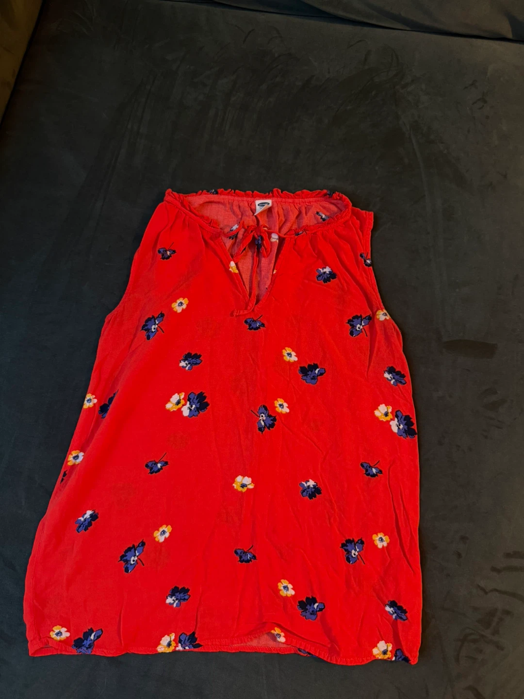Old Navy Red Floral Sleeveless Top - photo 2