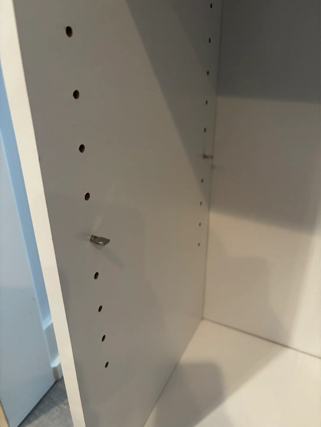 White wooden shelf - photo 2