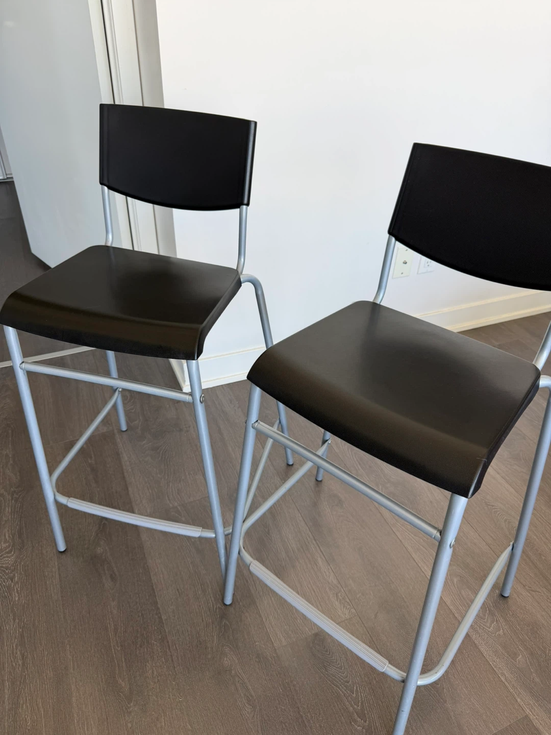 Set of 2 Black plastic Counter Height Stools