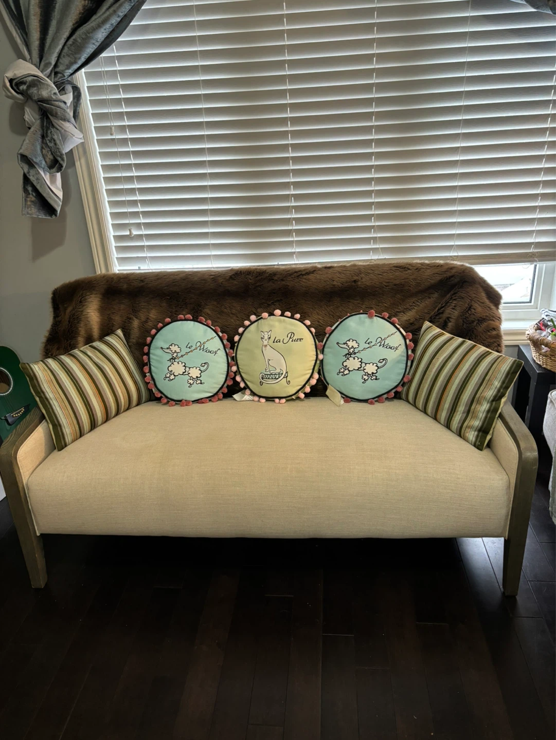 Upholstered Accent Loveseat