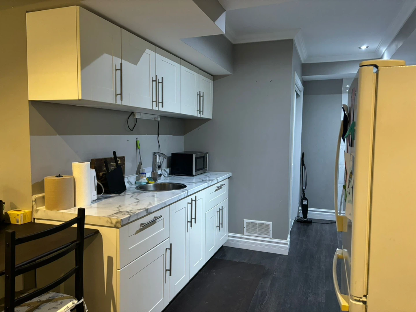 Female Tenant Wanted - photo 4