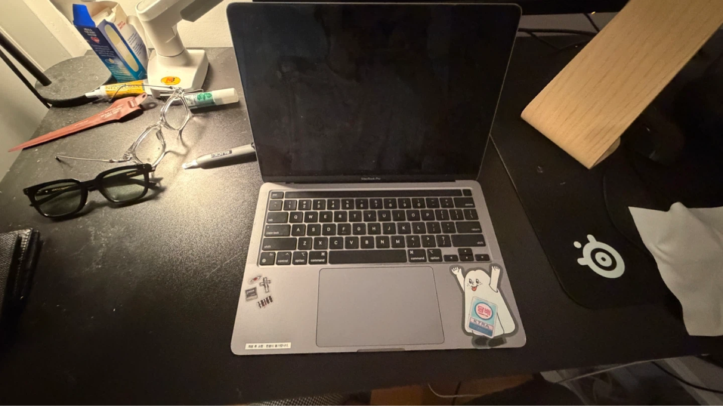 Apple MacBook Pro M1 13-inch - photo 2