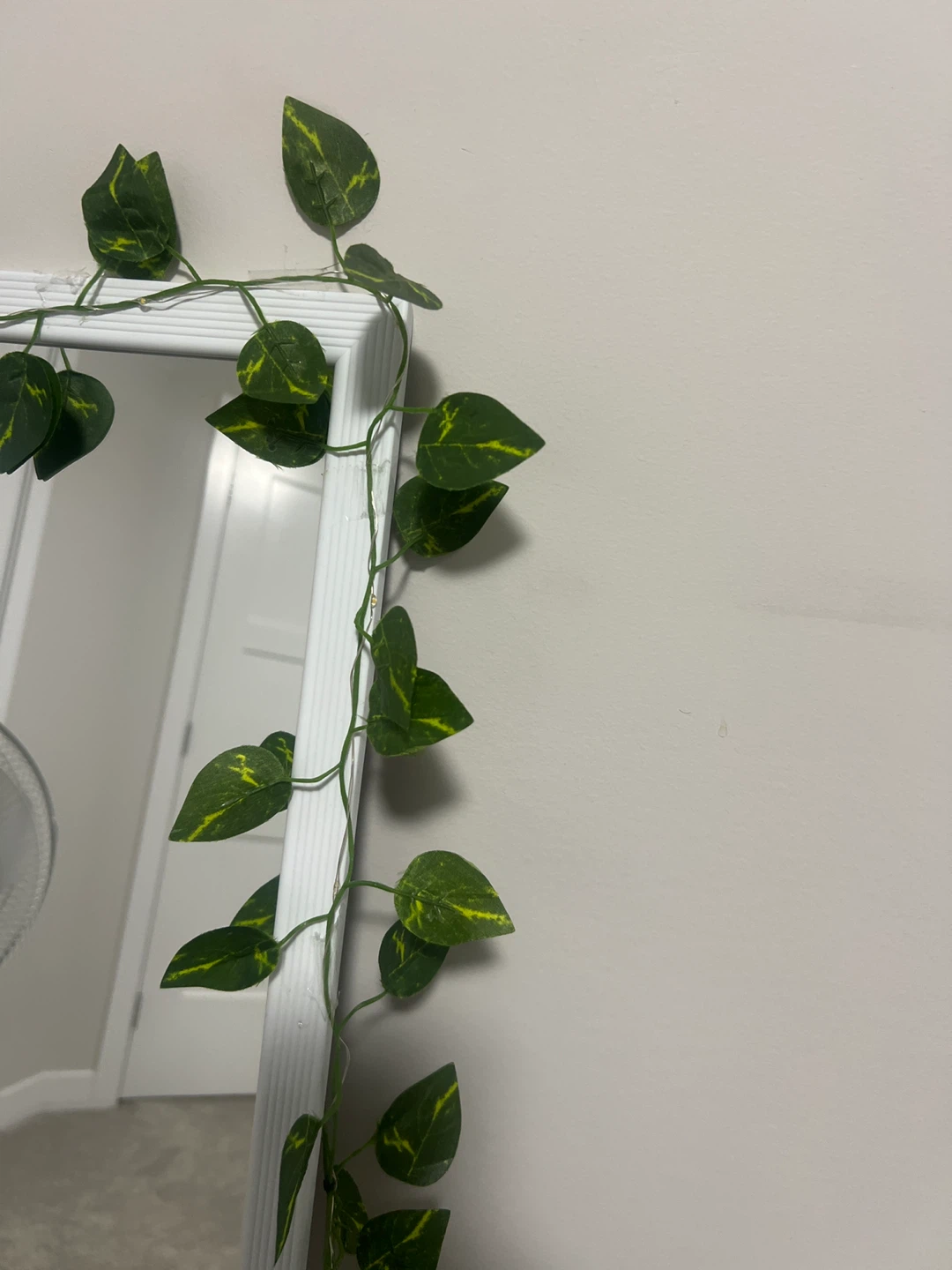 Faux Ivy Garland