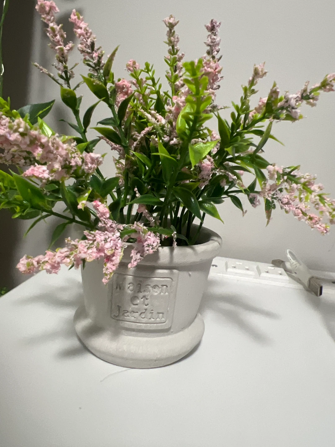 Maison et Jardin Faux Flower pot - small