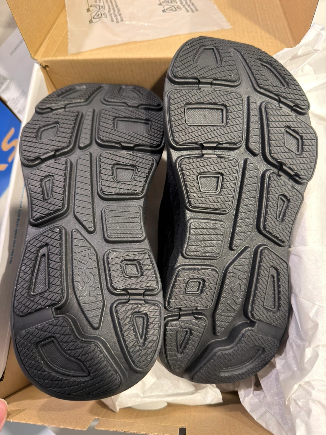 Hoka Bondi 9 Running Shoes size 8 - photo 3