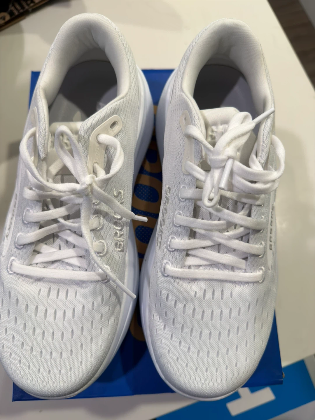 Brooks Ghost Max 3 Women's Running Shoes White Size 8 - photo 2