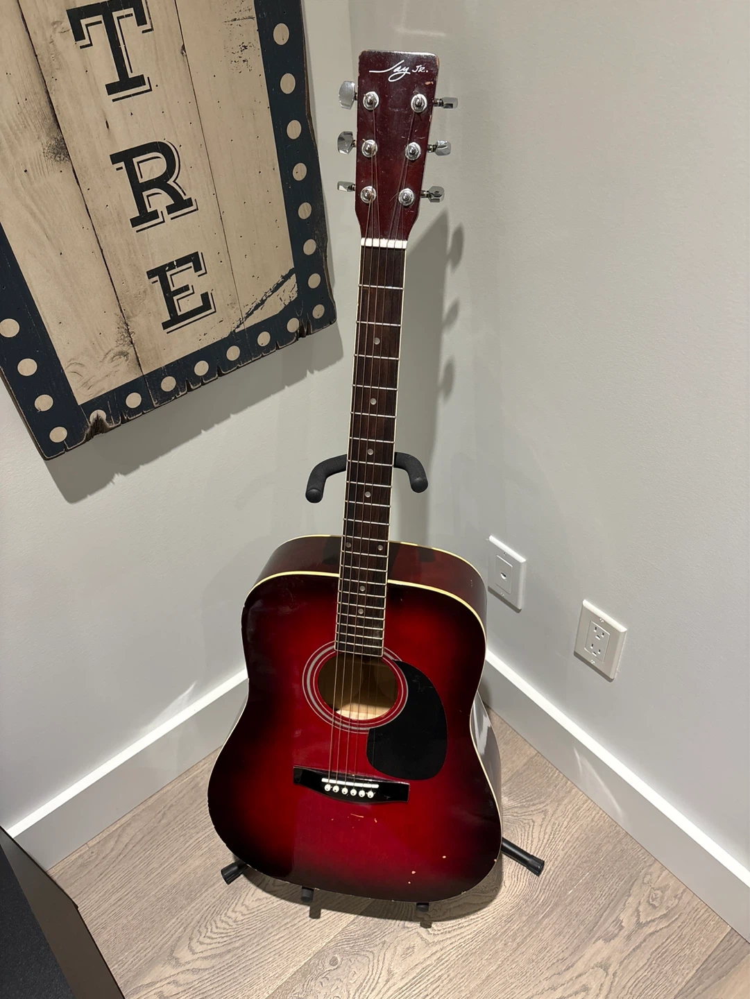 Acoustic Guitar - Red/Black Sunburst