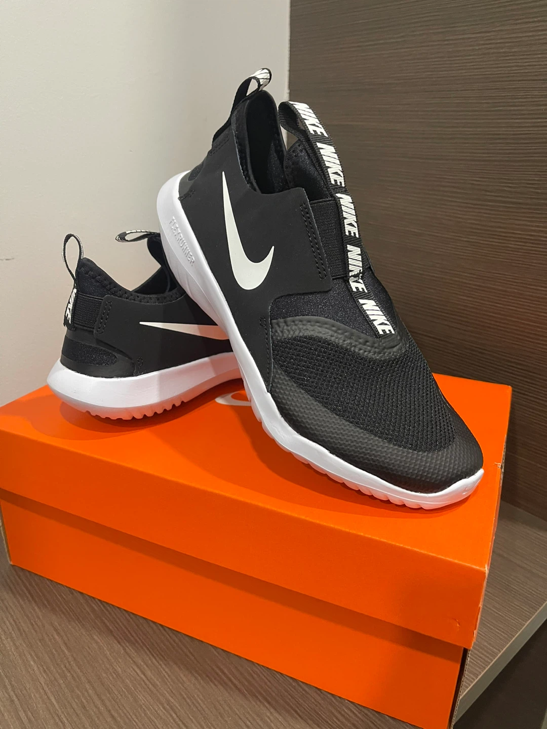 Nike Flex Runner (GS) Shoes - photo 2