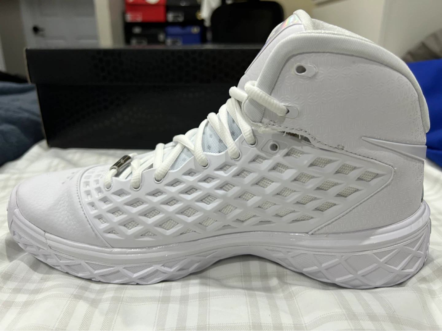 Nike Kobe 3 Protro “Halo” (Size 9) - photo 5