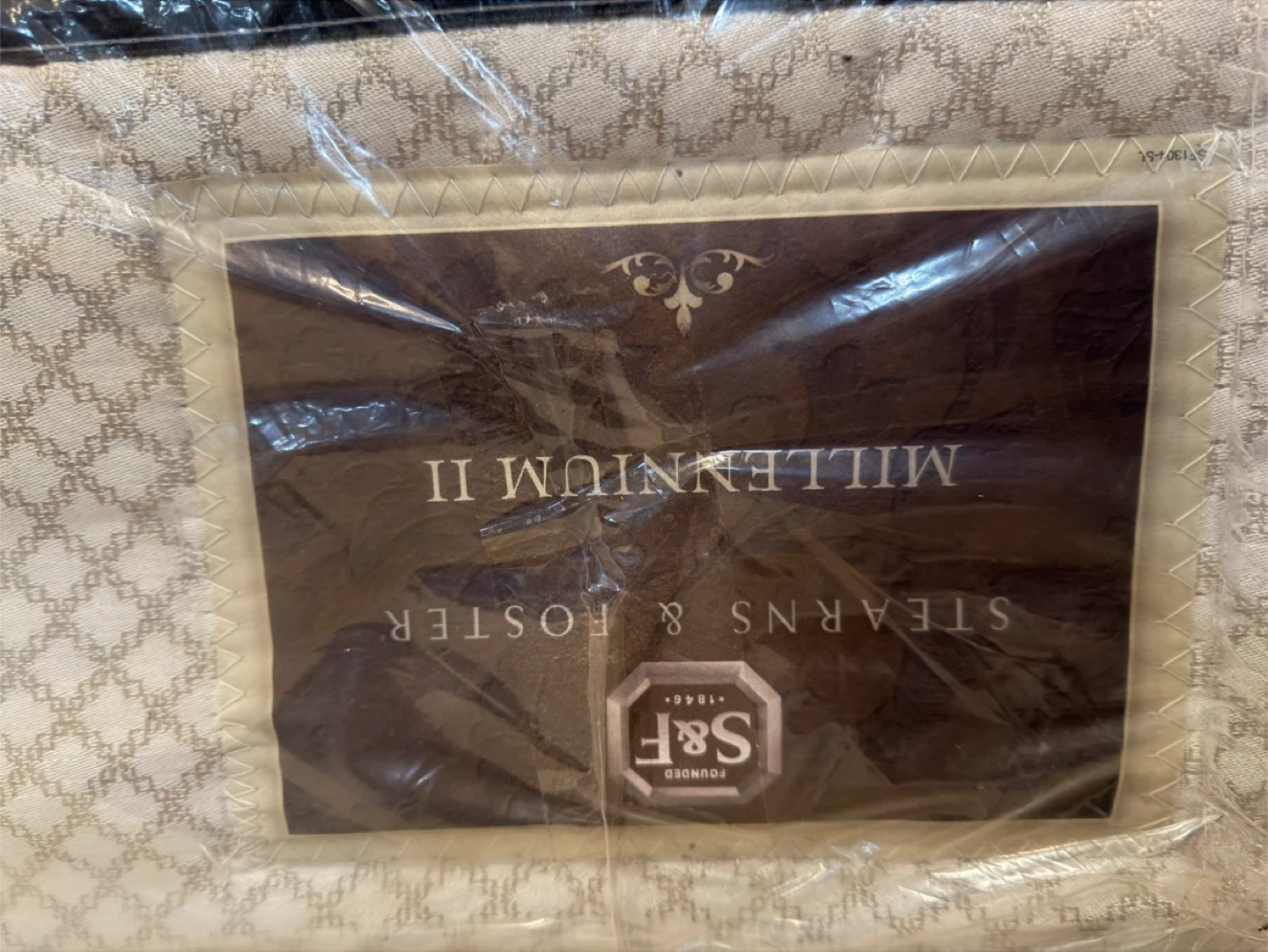 Famous brand mattress with good quality - photo 4