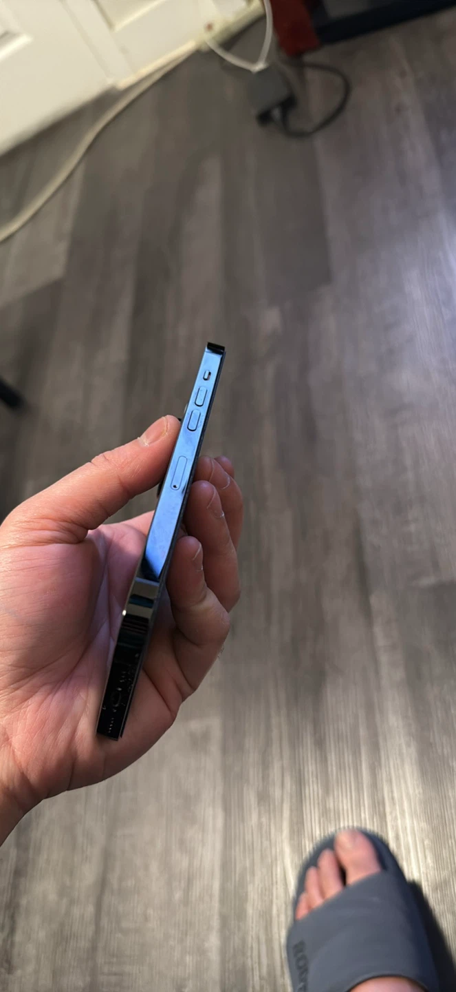 Apple iPhone 14 pro black