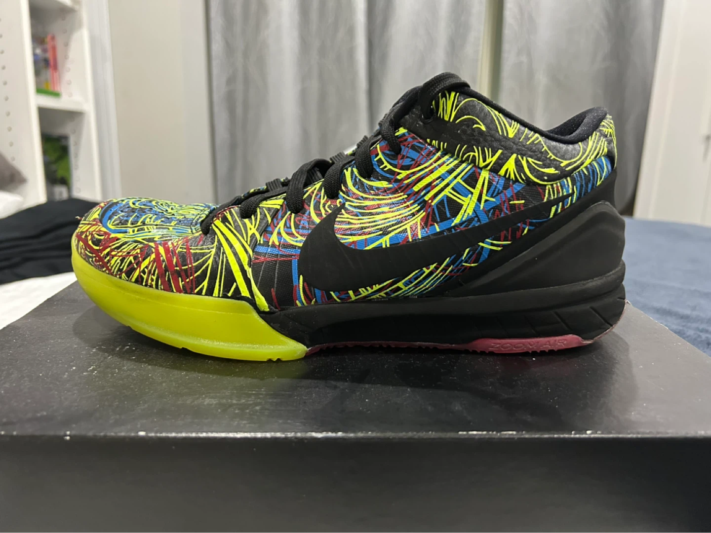 Nike Kobe 4 Protro “Wizenard” (Size 9) - photo 3