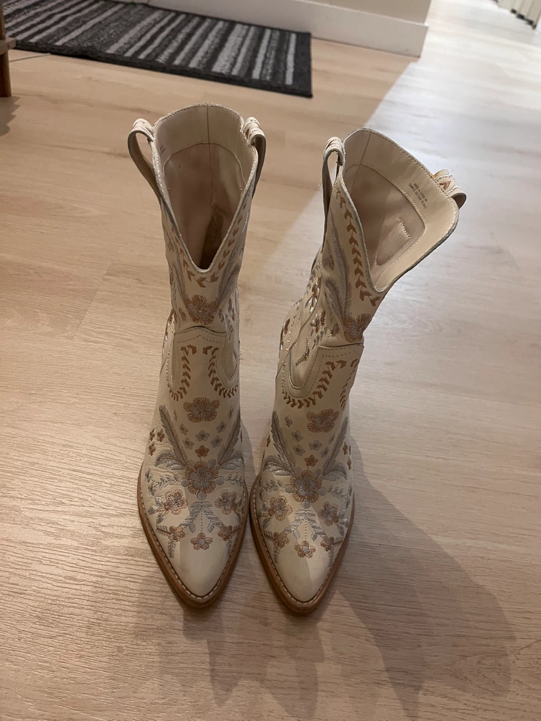 Dolce Vita Cowboy Boots - photo 4