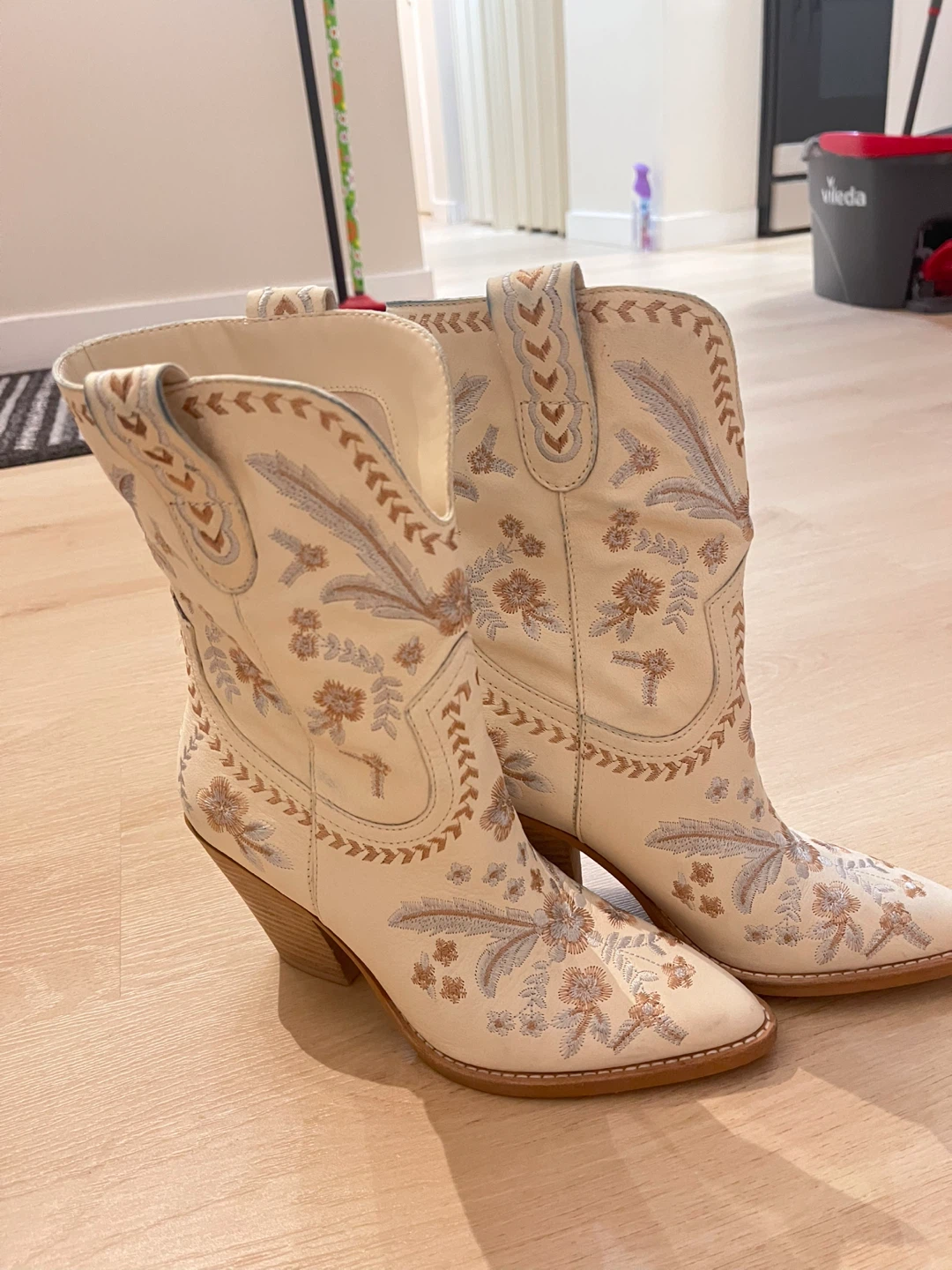 Dolce Vita Cowboy Boots - photo 2