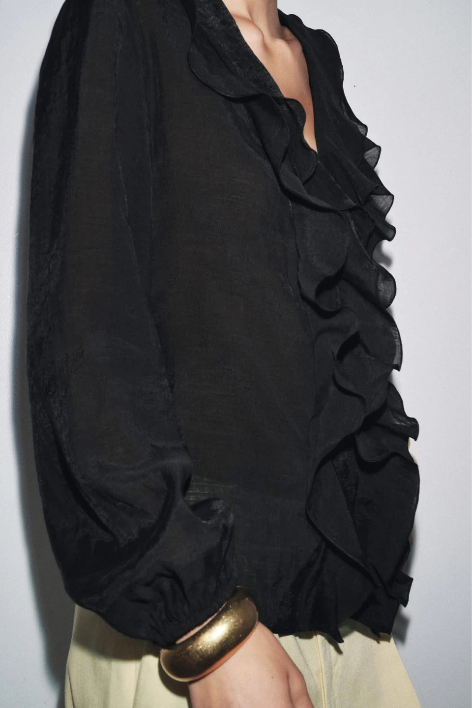 Zara Black Ruffle Blouse - M - photo 2