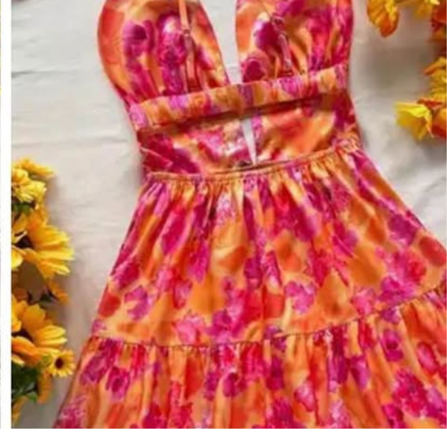 Floral Print Halter Dress. Size small - photo 2