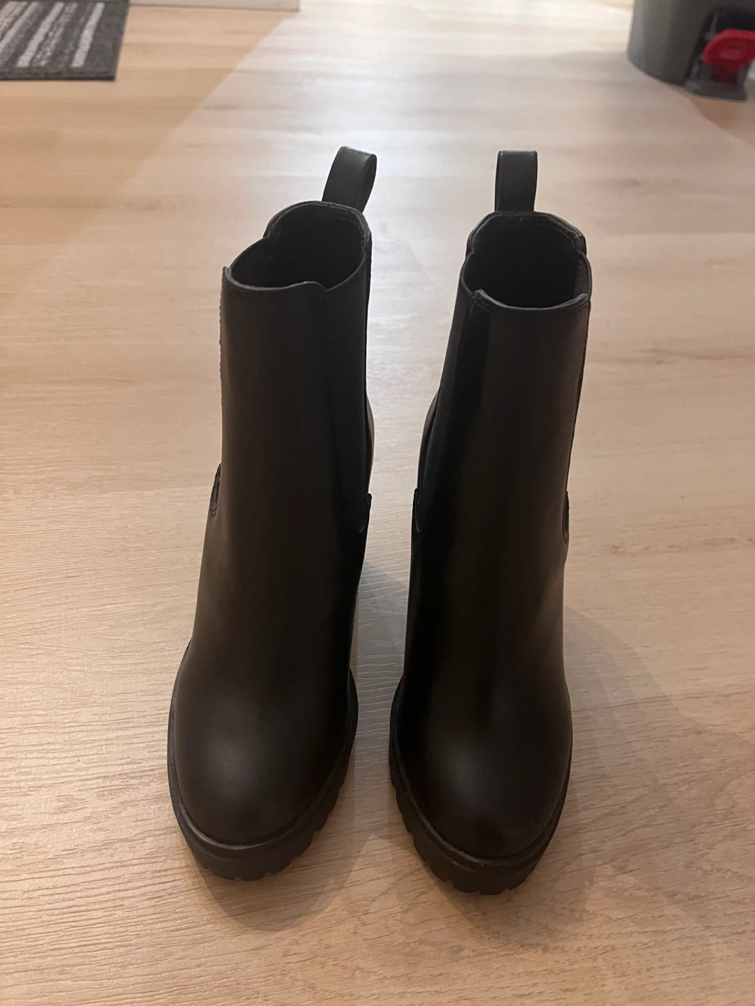 Steve Madden Black Heeled Boots - photo 2