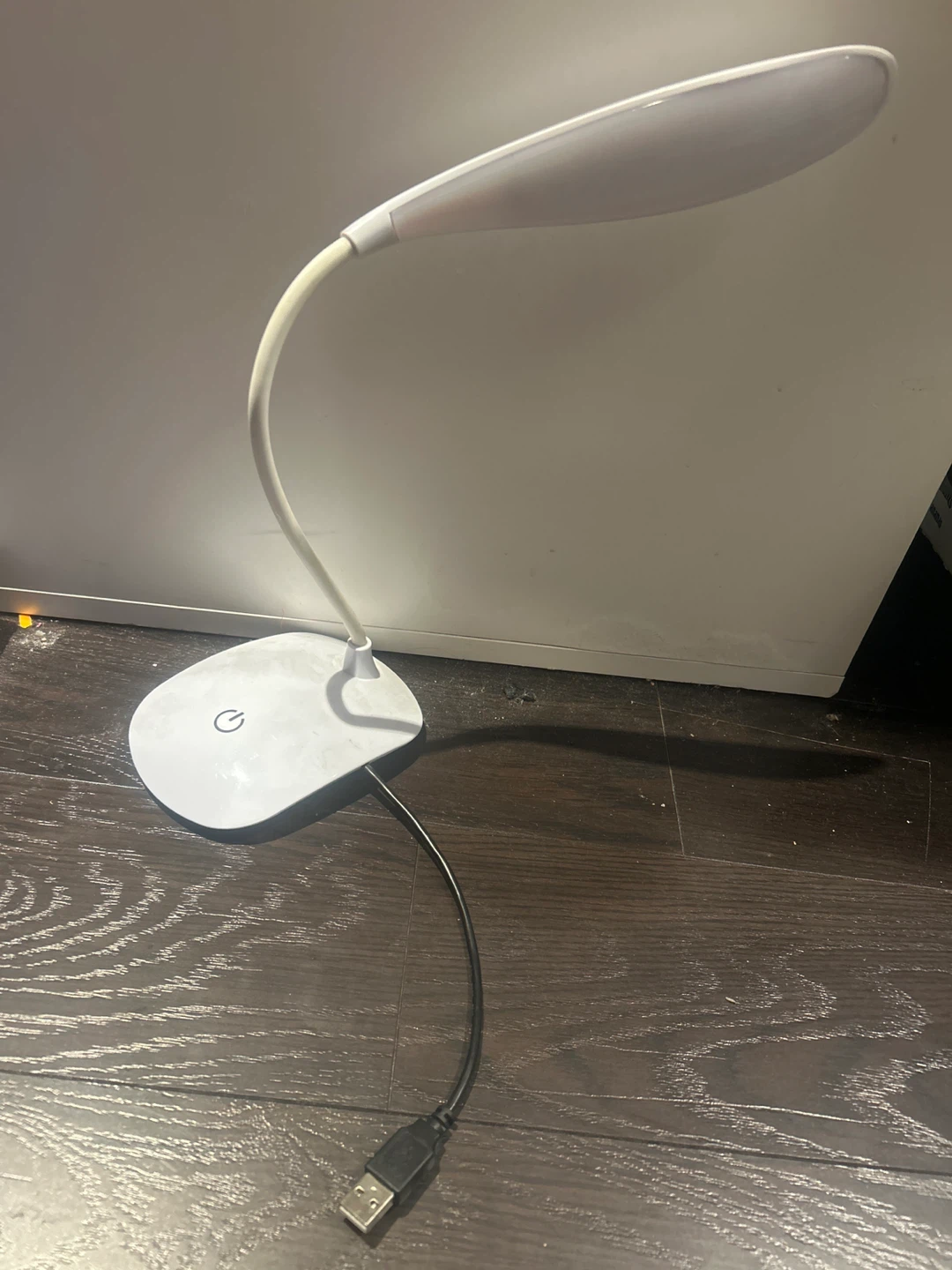 White LED Desk Lamp - photo 2
