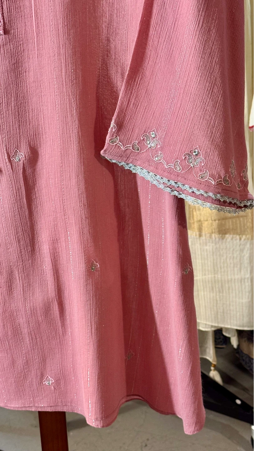 Armas Pink Embroidered Kurti and Pants Set - photo 4