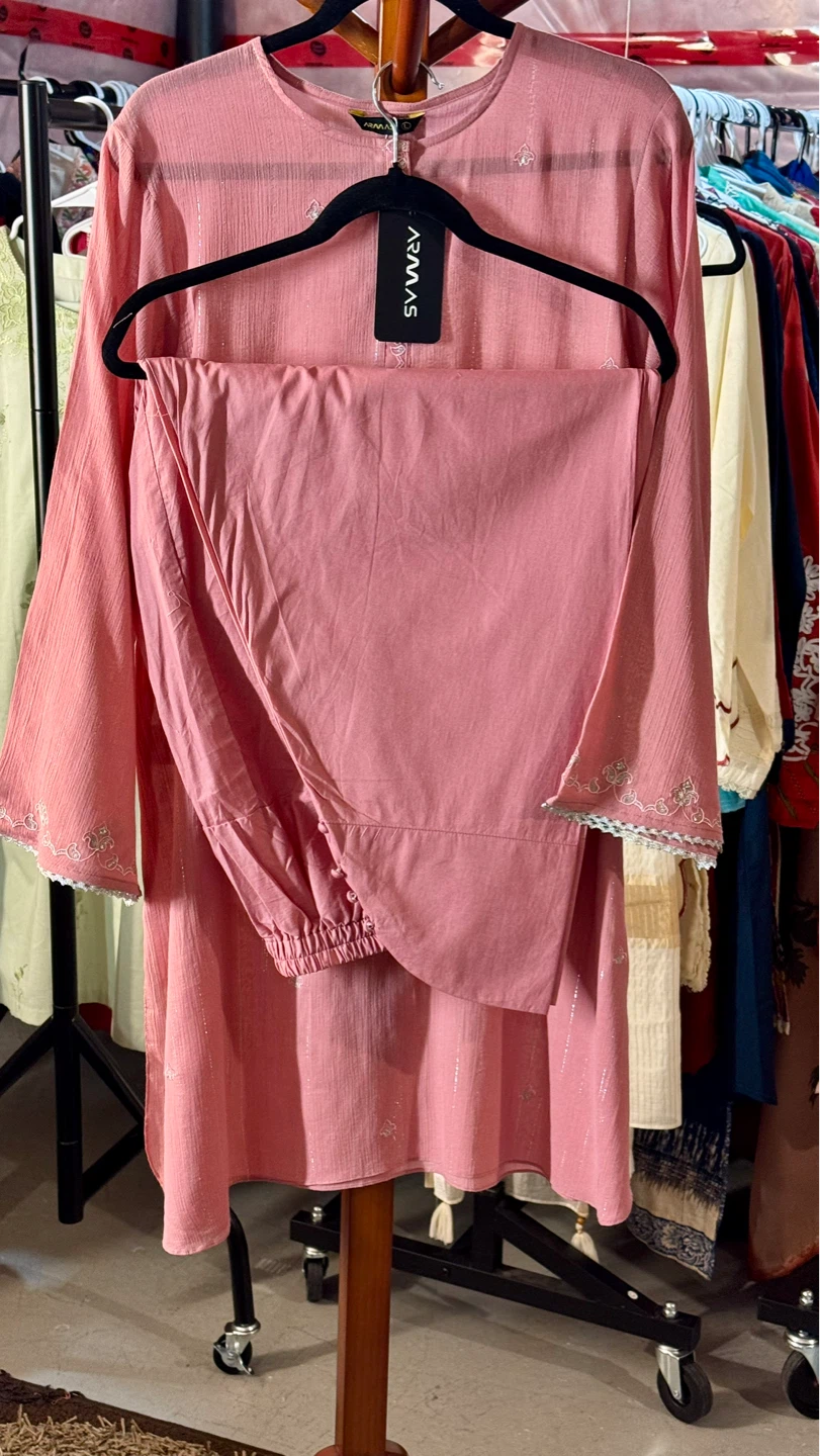 Armas Pink Embroidered Kurti and Pants Set - photo 2