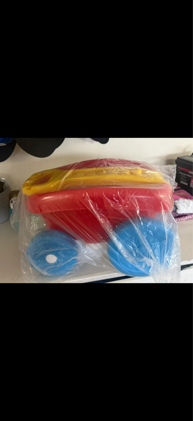 Brand new Mega Bloks Wagon $15 - photo 2