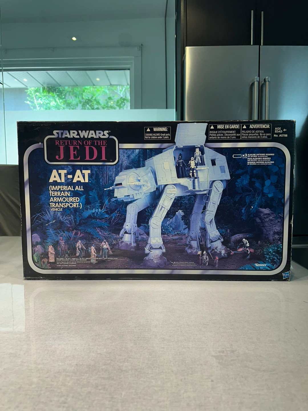 Kenner Star Wars Return of the Jedi AT-AT Vintage Collection