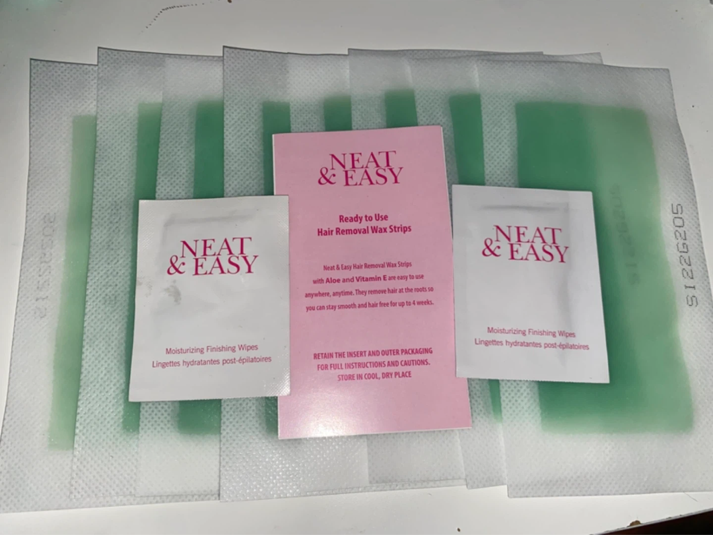 (FREE) Neat & Easy Hair Removal Wax Strips with Wipes