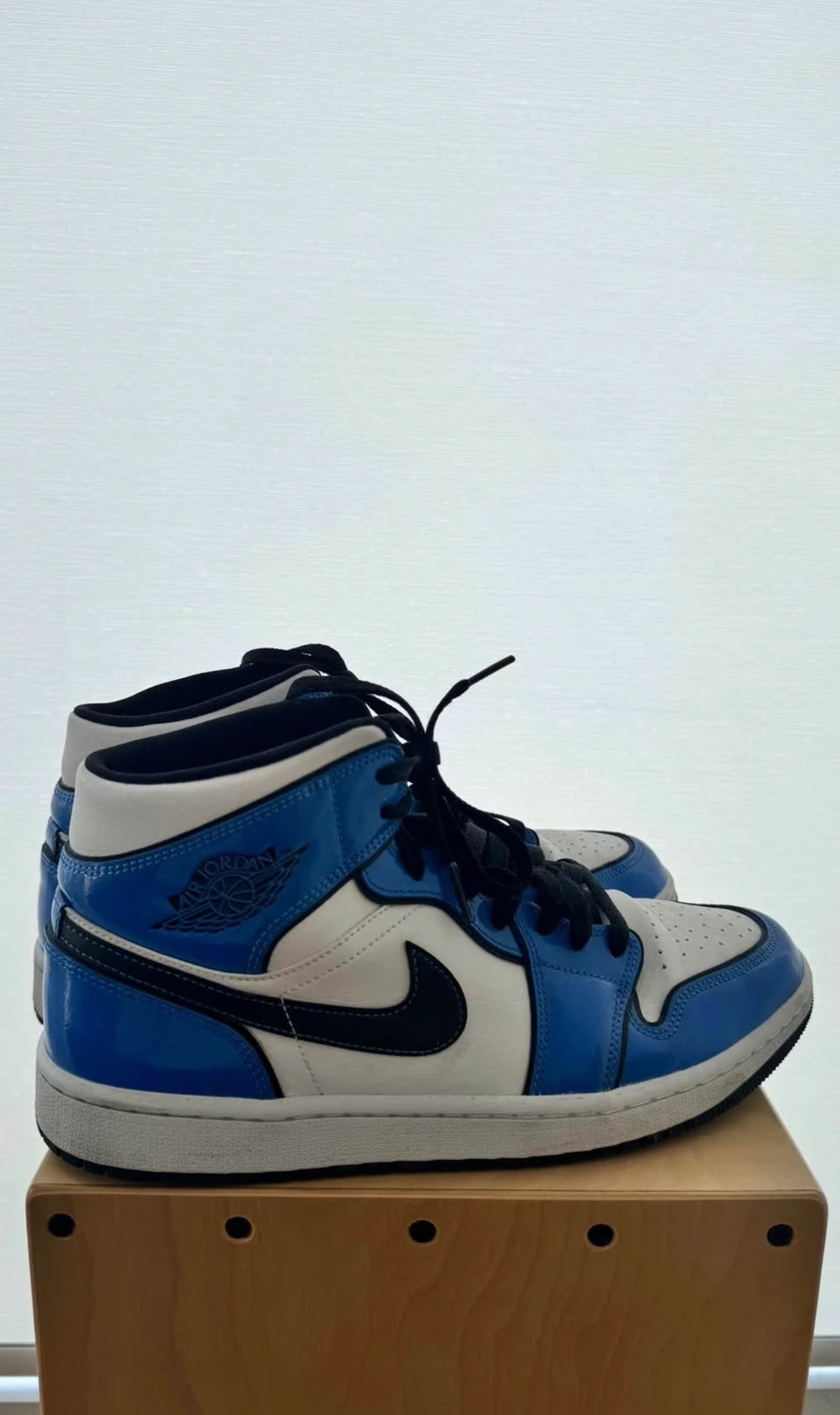 Nike Air Jordan 1 Mid SE "Signal Blue" - Size US 9.5 - photo 4