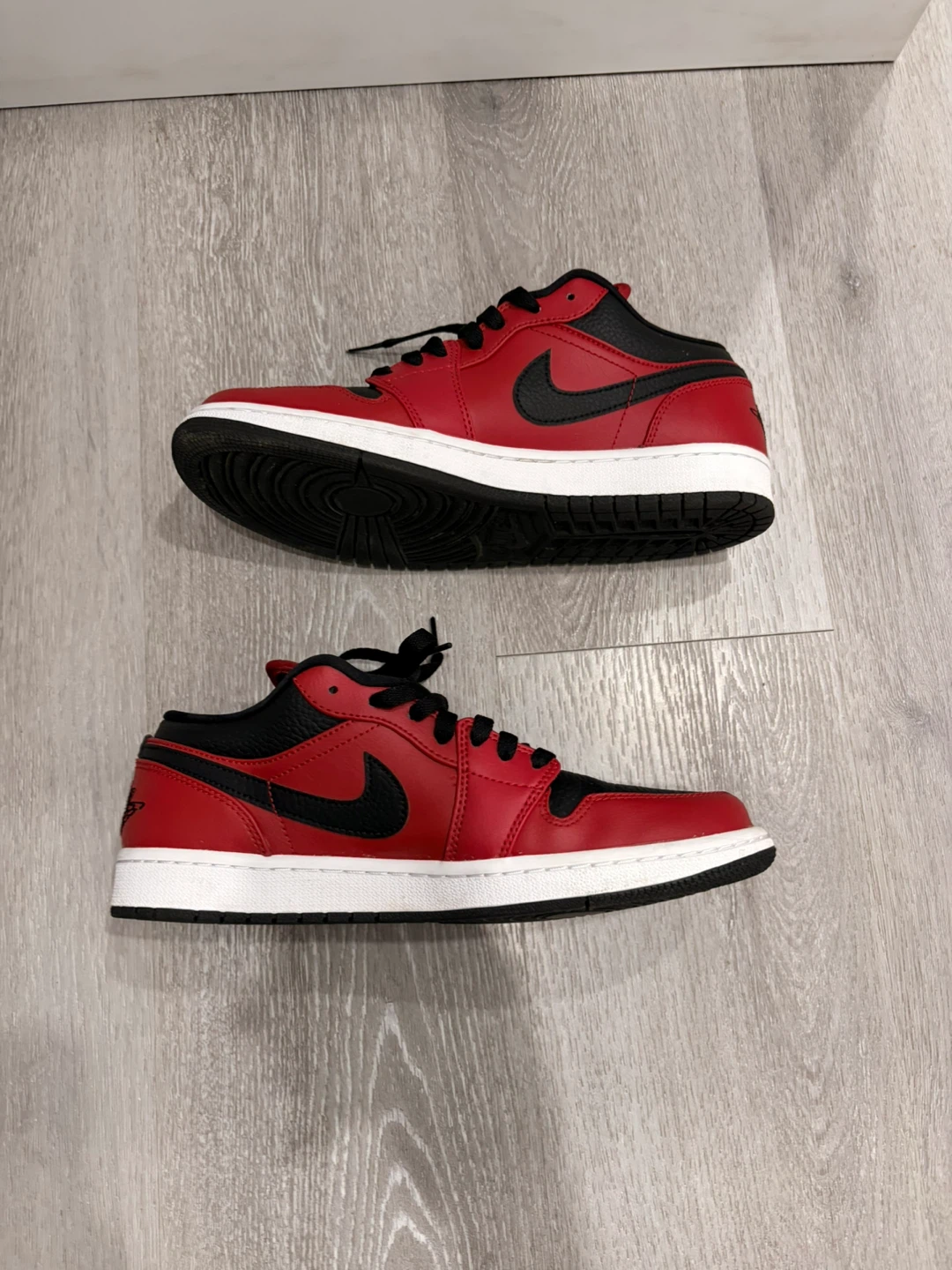 Air Jordan 1 Low Red Black Sneakers - photo 5