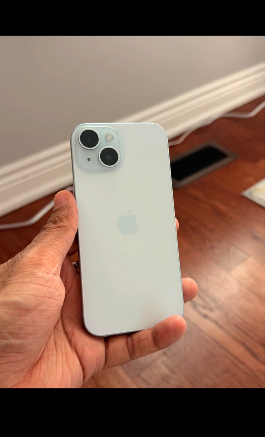Apple iPhone 15